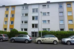 Bonn Alt-Tannenbusch. vermietete 4 ZKB mit Balkon - 3.OG. - provisionsfrei! – Stettiner Straße 15, 53119 Tannenbusch, Bonn – Vorschaubild 2