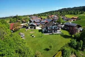 GARTENPARADIES - WEITLÄUFIG - BERGBLICK
Zweifamilienhaus in Saulgrub-Wurmansau – Die vollständige Adresse der Immobilie erhältst du vom Anbieter., 82442 Saulgrub – Vorschaubild 1