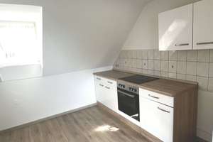 GEPFLEGTE 2-ZIMMER DACHGESCHOSSWOHNUNG IM HERZEN VON WIESBADEN-BIEBRICH – Rathenauplatz 2, 65203 Biebrich, Wiesbaden – Vorschaubild 8