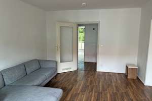 Zentral. Hell. Bezugsfertig – 2 Zimmer mit 2 Balkonen und Einbauküche im Herzen der Stadt – Berliner Straße 122, 38226 Lebenstedt, Salzgitter – Vorschaubild 8