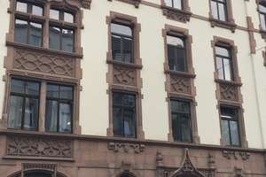 Schicke,geräumige und sanierte 2-Zimmer-Wohnung mit Balkon
