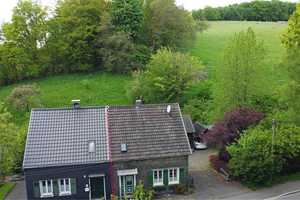Mit viel Charme und Atmosphäre:   Fachwerkhaushälfte mit Atelier in Wiehl-Mühlhausen – Oberbergischer Kreis – Vorschaubild 4