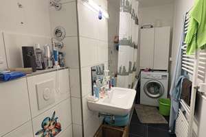 3-Zimmer-Wohnung mit Einbauküche, saniertem Wannenbad und Vinylboden in Braunschweig! – Emsstraße 14, 38120 Weststadt, Braunschweig – Vorschaubild 8