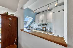 WOHNEN AUF 2 EBENEN! 4 Zimmer Maisonette mit Stellplatz, Fußbodenheizung und Balkon in ruhiger Lage – Die vollständige Adresse der Immobilie erhältst du vom Anbieter., 65205 Erbenheim, Wiesbaden – Vorschaubild 5