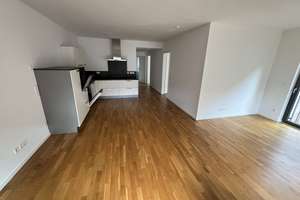 Top zentrale moderne  4-Zimmer-Wohnung mit 2 Balkonen in Nürnberg – Lessingstraße 4, 90443 Tafelhof, Nürnberg – Vorschaubild 16