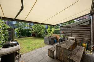 Modernes Reihenmittelhaus mit zwei TG-Stellplätzen in Neuehrenfeld – Die vollständige Adresse der Immobilie erhältst du vom Anbieter., 50825 Neuehrenfeld, Köln – Vorschaubild 22