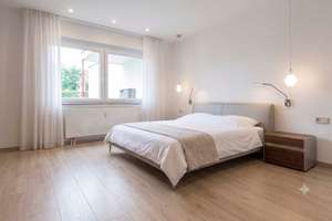  129 m² Raumwunder in Reutlingen | Perfekt für Familie o. Homeoffice: Renovieren & Wert steigern! – Die vollständige Adresse der Immobilie erhältst du vom Anbieter., 72764 Reutlingen-Mitte, Reutlingen – Vorschaubild 5
