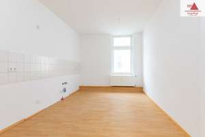 Geräumige 4-Raum-Wohnung im Annaberger Zentrum!! – Wolkensteiner Str. 15, 9456 Annaberg-Buchholz – Vorschaubild 4