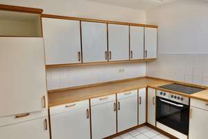 Großzügige 4-Zimmer-Wohnung mit Garage am Uni-Campus Hubland | hell, ruhig, grün – Gerlrud-von-Le-Fort 2, 97074 Frauenland, Würzburg – Vorschaubild 12