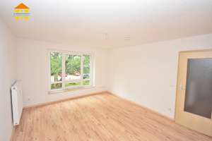 Tolle Pärchen-Wohnung mit Stellplatz und schönem Balkon! – Lutherstraße 32, 9126 Lutherviertel, Chemnitz – Vorschaubild 8