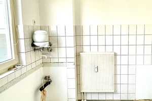 Großzügige Wohnung mit Balkon – Köln – Vorschaubild 3