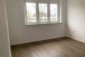 Schöne familienfreundliche 3-Zimmer-Wohnung mit Balkon! – Arno-Lade-Str. 18, 1127 Pieschen-Süd, Dresden – Vorschaubild 6