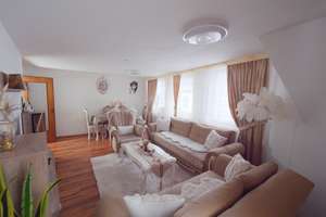 Helle, gut geschnittene 3 Zimmer Wohnung in Augsburg-Lechhausen – Die vollständige Adresse der Immobilie erhältst du vom Anbieter., 86165 Lechhausen-Süd, Augsburg – Vorschaubild 2