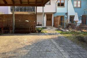 Entkernt & bereit für Ihren Wohntraum – Split-Level-Reihenhaus mit Garten in Top-Lage – Die vollständige Adresse der Immobilie erhältst du vom Anbieter., 71720 Oberstenfeld – Vorschaubild 2