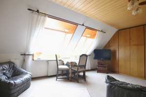 Vielseitiges Wohn- und Geschäftshaus mit Einliegerwohnung, Süd-Balkon und Wintergarten im Speckgürte – Quickborn, Pinneberg (Kreis), 25451 Pinneberg (Kreis) – Vorschaubild 48