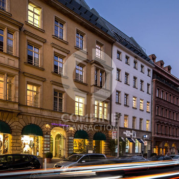 Repräsenatives Büro am Gendarmenmarkt. combine Transaction.