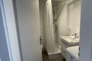 Möblierte 1‑Zimmerwohnung  - Furnished apartment with balcony & WI-Fi, available now – Thusneldastraße xx, 81543 Untergiesing, München – Vorschaubild 7