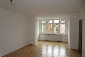 Achtung! Helle, großzügige Stadtvilla-Wohnung in zentraler Lage – Hattinger Str.  344, 44795 Weitmar-Mitte, Bochum – Vorschaubild 2