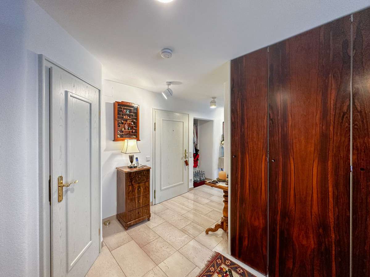 Immobilie in Friedrichshafen - Attraktive Wohnung mit Praxis in Friedrichshafen–Vielseitige Nutzungsmöglichkeiten nahe dem Bodensee - Bild 6