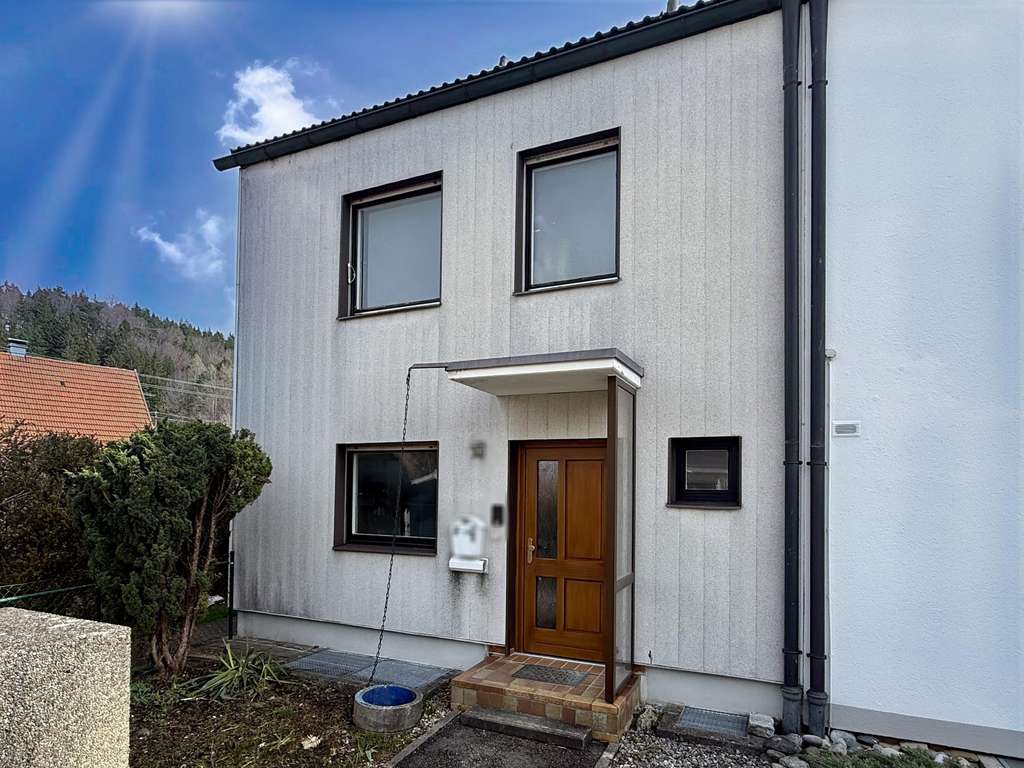 Immobilie in Schongau - Großzügiges Reihenendhaus in zentraler Lage - Bild 1