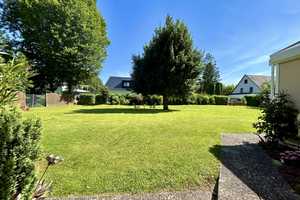 SCHÖNES, SEHR GROßZÜGIGES  EIN-/ZWEIFAMILIENHAUS MIT TRAUMHAFTEM GRUNDSTÜCK IM HERZEN VON DEURINGEN – Augsburg (Kreis) – Vorschaubild 2