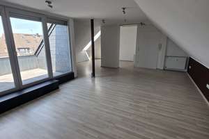Interessante Dachgeschosswohnung in unmittelbarer Nähe zur Rheinpromenade – Nürnberger Str. 16, 47249 Wanheim-Angerhausen, Duisburg – Vorschaubild 12