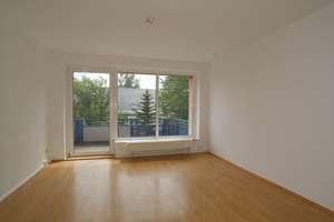 Klasse Wohnung mit Balkon in schöner Lage in Reichenbrand! – Abraham-Werner-Straße 15, 9117 Reichenbrand, Chemnitz – Vorschaubild 2