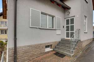 Vielseitig nutzbar! Gepflegtes Zweifamilienhaus mit Terrasse und Balkon in ruhiger Lage – Die vollständige Adresse der Immobilie erhältst du vom Anbieter., 96170 Lisberg – Vorschaubild 8