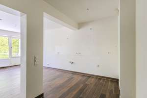 Helle 2-Zimmer-Wohnung mit großzügiger Loggia und Tiefgaragenstellplatz – Die vollständige Adresse der Immobilie erhältst du vom Anbieter., 28209 Schwachhausen (Ortsteil), Bremen – Vorschaubild 4
