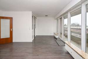 Hamburg-Schnelsen: Lichtdurchflutete 2-Zimmer-Wohnung mit Balkon & Aufzug! – Die vollständige Adresse der Immobilie erhältst du vom Anbieter., 22459 Schnelsen, Hamburg – Vorschaubild 6