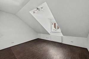 Moderne 4-Zimmer-Dachgeschosswohnung in Mainz-Bretzenheim – Die vollständige Adresse der Immobilie erhältst du vom Anbieter., 55128 Bretzenheim, Mainz – Vorschaubild 12