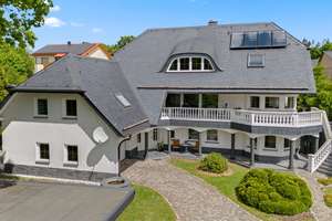 Luxuriöse Architektenvilla! 1.417 m² Grundstück in ruhiger Traumlage mit modernster Technik und ELW – Die vollständige Adresse der Immobilie erhältst du vom Anbieter., 95339 Wirsberg – Vorschaubild 4