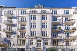 Ein Zuhause mit Geschichte - hochwertig saniert in Uhlenhorst – Die vollständige Adresse der Immobilie erhältst du vom Anbieter., 22085 Uhlenhorst, Hamburg – Vorschaubild 2