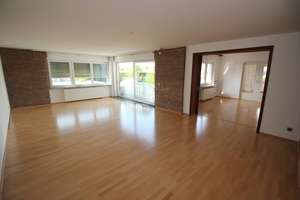 TERMINE AUSGEBUCHT! Schönes, geräumiges EFH mit schönem Garten in ruhiger Lage! – Taunusstraße 10, 61200 Wölfersheim – Vorschaubild 15