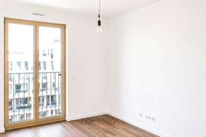 Luxuriöse Penthousewohnung mit Aufzug direkt in die Wohnung und Terrasse mit traumhaftem Parkblick – 60486 Gallus, Frankfurt am Main – Vorschaubild 9