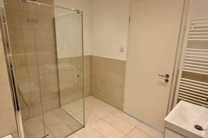luxuriöse 5 ZI. Wohnung mit edler EBK im Belsenpark – Die vollständige Adresse der Immobilie erhältst du vom Anbieter., 40549 Oberkassel, Düsseldorf – Vorschaubild 12