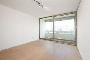 AIGNER - Lichtdurchflutete 2-Zimmer-Wohnung mit zwei sonnigen Loggien im beliebten Arabellapark – Die vollständige Adresse der Immobilie erhältst du vom Anbieter., 81925 Parkstadt, München – Vorschaubild 4