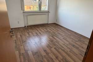 Viel Platz in Dortmund: 1. OG mit 3 Zimmern 65qm2 + Hobbyraum 40qm2  im DG und eigenem Garten – Die vollständige Adresse der Immobilie erhältst du vom Anbieter., 44369 Jungferntal-Rahm, Dortmund – Vorschaubild 3
