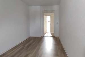 Helle Dachgeschoss 3-Raumwohnung – 2826 Innenstadt, Görlitz – Vorschaubild 2