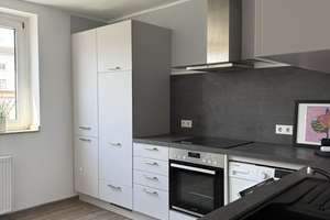 EIN PURZELBAUM ZUR KÖ!!! SUPER COOLES, HELLES , FREUNDLICHES & CITYNAHES APARTMENT MIT EINBAUKÜCHE – 40215 Friedrichstadt, Düsseldorf – Vorschaubild 4