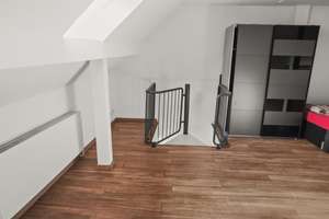 Seltene Gelegenheit: Maisonettewohnung mit Balkon,  zwei Eingängen und Stellplatz – Die vollständige Adresse der Immobilie erhältst du vom Anbieter., 65205 Erbenheim, Wiesbaden – Vorschaubild 8