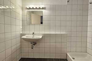 Apartment in einem Arbeiterwohnheim – Motorstraße 61, 80809 Am Riesenfeld, München – Vorschaubild 3