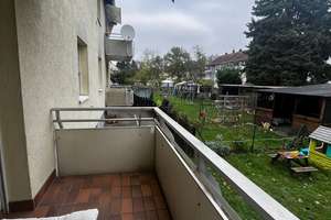 Lebendiger Wohnraum: 2,5-Zimmer-Wohnung in Köln-Gremberghoven – Im Brücherfeld 23, 51149 Gremberghoven, Köln – Vorschaubild 5