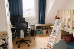 Helle 90 m² Altbauwohnung mit Dachterrasse in zentraler Lage von Köln-Dellbrück – Von-Quadt-Straße 124, 51069 Dellbrück, Köln – Vorschaubild 17