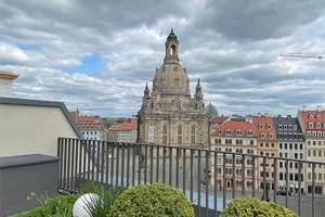 Traumhaftes Apartment an der Frauenkirche mit EBK, Gemeinschaftsterrasse und Fitness