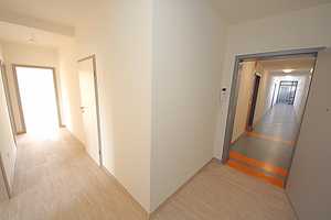 Barrierefreie Wohnung mit Aufzug und Balkon im Herzen der Landeshauptstadt nahe Universitätsklinikum – Emanuel-Larisch-Weg 21, 39112 Magdeburg – Vorschaubild 10