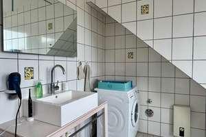 Lebendiges Kiel: Helle 2-Zimmer-Wohnung mit Balkon – Die vollständige Adresse der Immobilie erhältst du vom Anbieter., 24143 Gaarden-Ost, Kiel – Vorschaubild 10