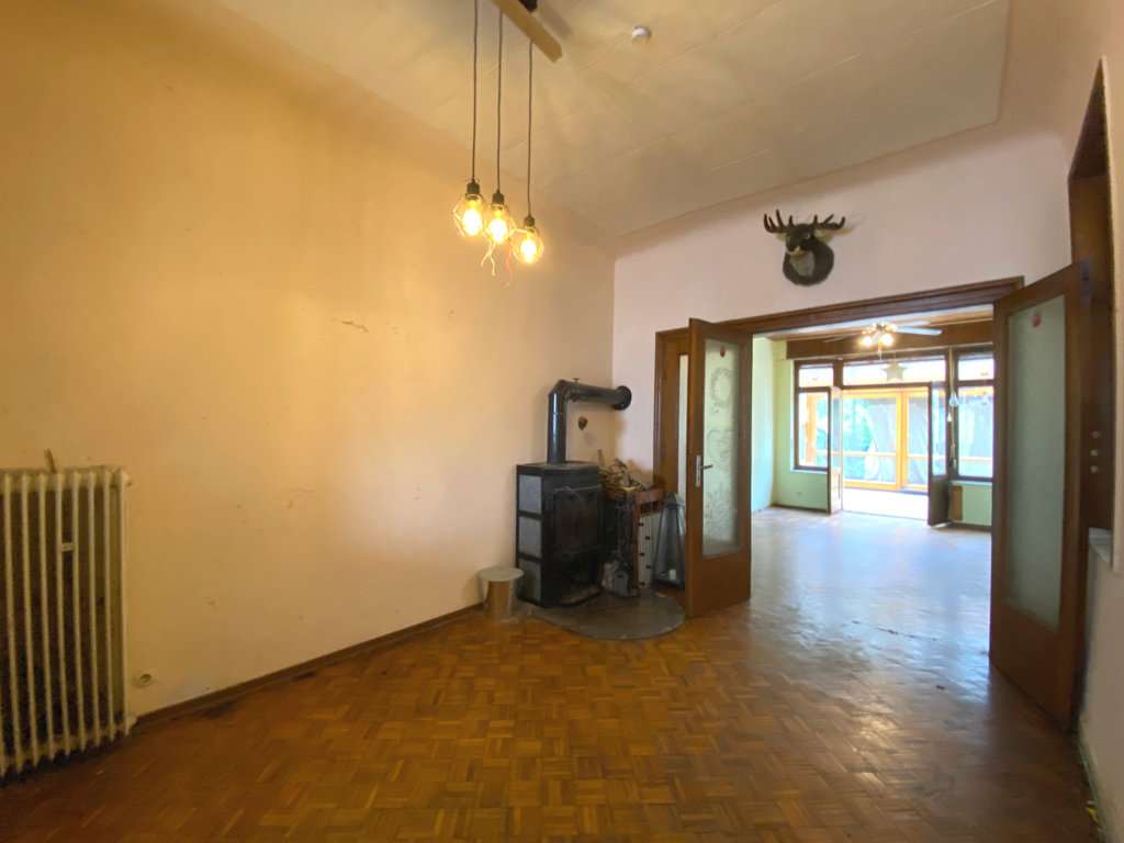 Immobilie in Eschweiler - Raumwunder in Innenstadtlage! Einfamilienreihenhaus mit außergewöhnlich großem Garten - Bild 2