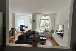Ruhige und Helle Altbauwohnung mit Balkon im Essener Süden