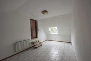 Interessantes 6-Zimmer-Haus in bester Lage von Rheindürkheim direkt am Rheinufer gelegen. – Am Fahrt 15, 67550 Worms – Vorschaubild 20
